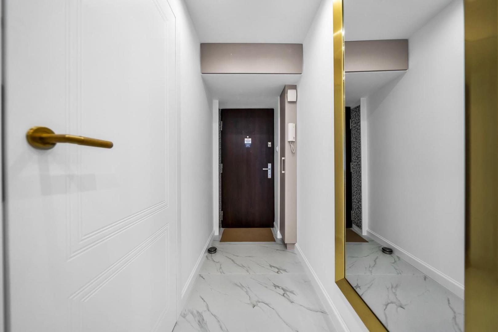 Warsaw Centrum Apartment - Workspace, Balcony - By Rentujemy Екстериор снимка